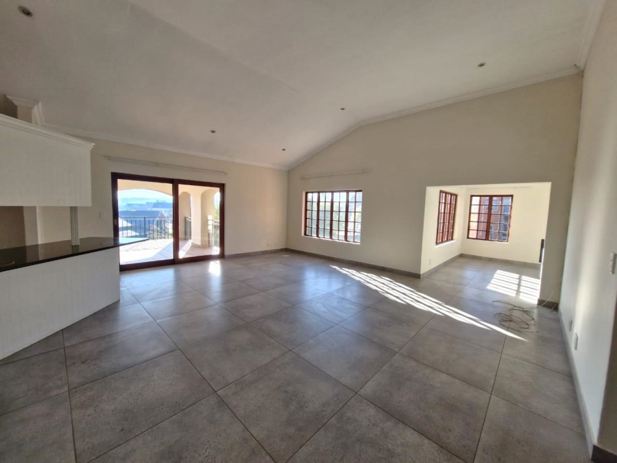 To Let 3 Bedroom Property for Rent in Meerhof North West